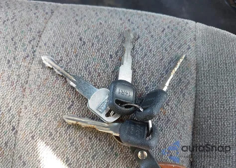 2003 Chevrolet Astro from USA, damaged, VIN 1GCDM19X53B105640